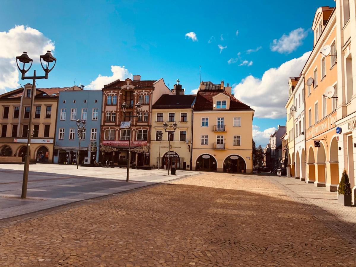 Pobuudka II Plebanska Z Widokiem Na Rynek Apartment Гливице Екстериор снимка